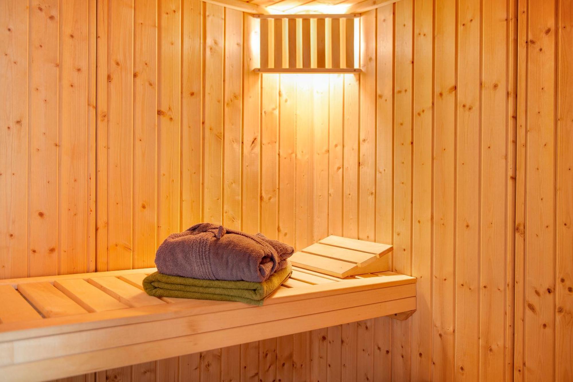 Spawo Mit Sauna Und Whirpool 퓔렌도르프 외부 사진